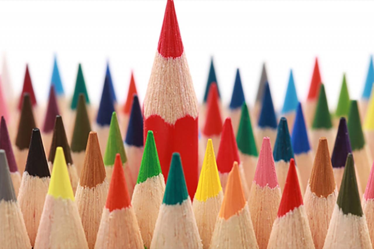 Curso individual sobre crecimiento personal. Para personas naturales adultas. 30 horas lectivas de 100 minutos. "Introducción al estudio del ser humano desde el punto de vista financiero. Como transformarnos de empleado en T.C.P."