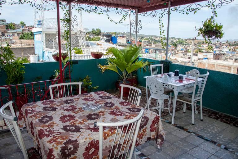 Proposición a los guias turísticos alemanes de idioma español: Conviértete en guia turístico de Cuba Natur. Gana no menos de 1000 euros al mes.
