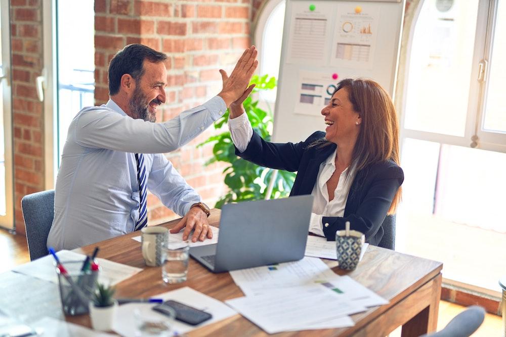 Curso individual de 60h: ¿Cómo lograr que el inversor extranjero te dé el dinero que necesitas para tu inversión en la producción? Para empresarios cubanos privados, productores.