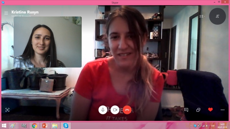 Conviértete en vendedor, de los cursos individuales de idioma español, para jovencitas, de la escuela de idioma español "Olga Tsymbala".