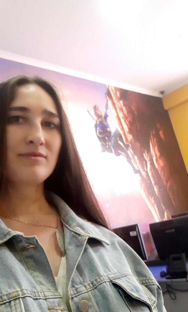Sigue la escuela de idioma español "Olga Tsymbala" en ascenso.