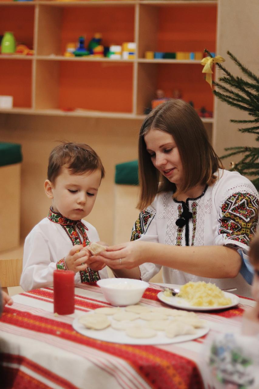 30-год. індивідуальний курс: Курс іспанської мови. Рівень A1, комунікаційний. Для україномовних дівчаток та хлопчиків 4-5 років.
