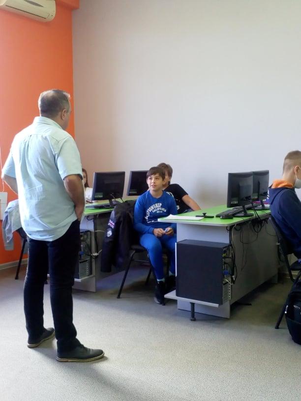 Стань викладачем іспанської мови на групових курсах рівня А1 для дітей 6 класу, в школі іспанської мови Цимбали Ольги.