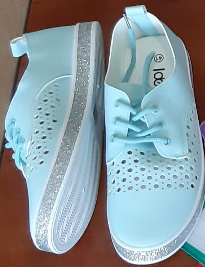 Zapatos deportivos, mujeres.