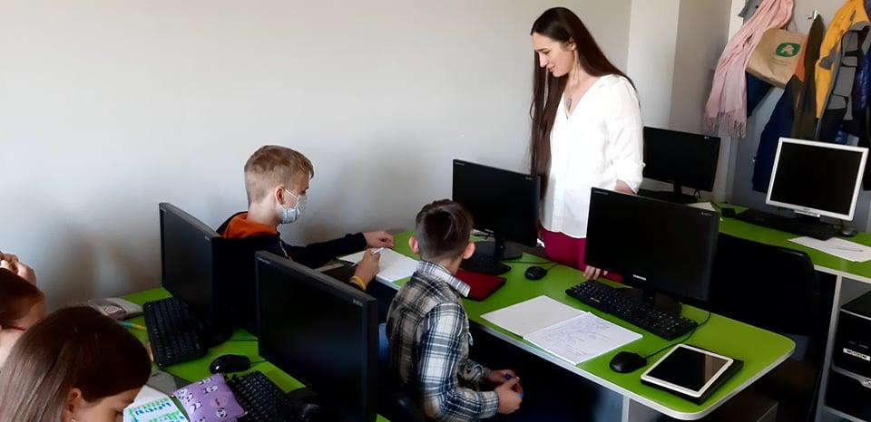 Conviértete en profesor de idioma español, de cursos grupales, de el nivel A1 para niños de 6 grado, de la escuela de idoma español "Olga Tsymbala".