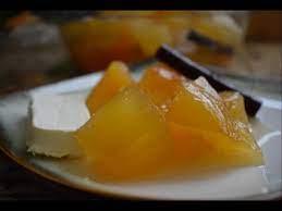 Dulce de fruta bomba pintona.