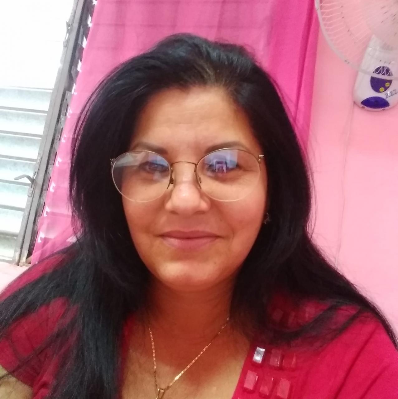 Representante del sistema del sistema jurídico, en el consejo popular Entronque de Herradura, del municipio pinareño Consolación. Aray Pita.