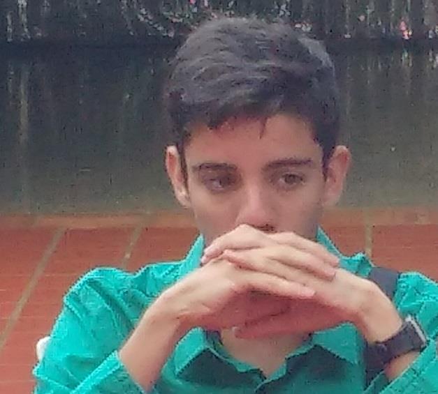 Vendedor afiliado al proyecto, especializado en la venta de cursos de negocios a las personas naturales. Alejandro Gomez Acevedo.