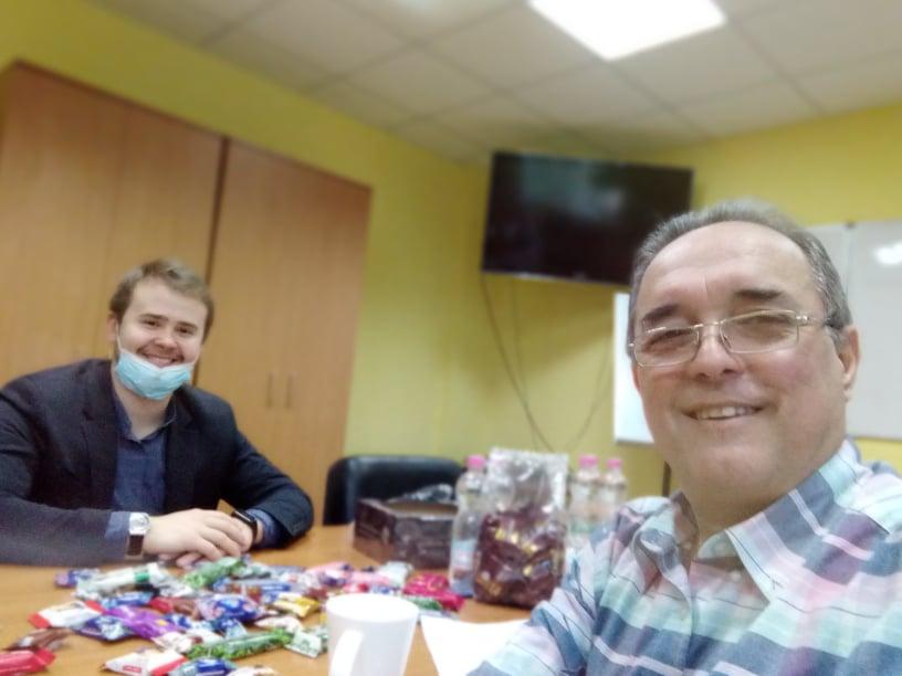 Tal como les comenté en dias anteriores, hoy visité otra fábrica de chocolates,...