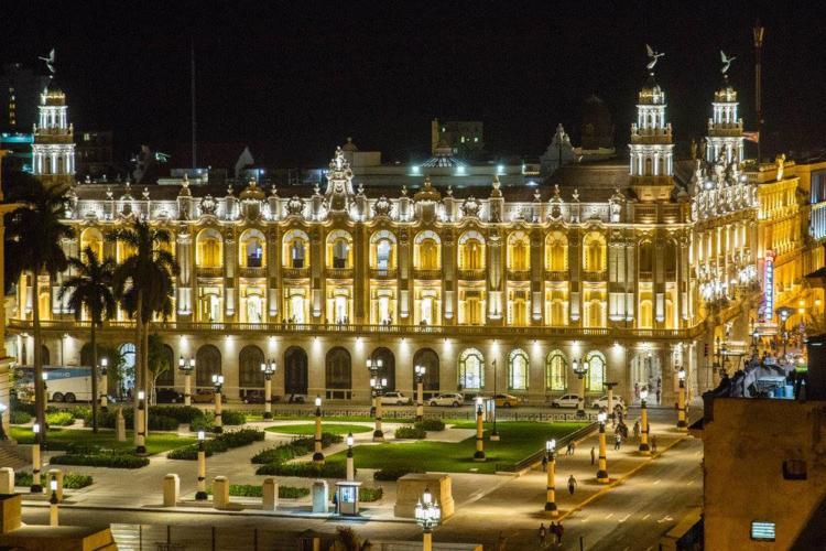 Yo creo, firmemente, que Cuba tiene todos los componentes para convertirse en el destino turístico № 1 del mundo porque: