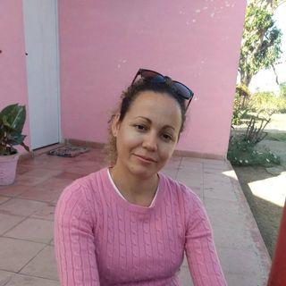 Abogada de negocios e inversiones afiliada al proyecto. Persona física. Maibel Jimenez Santos.