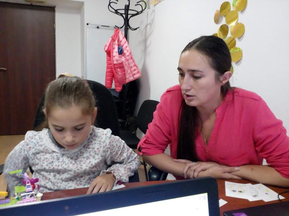 Conviértete en profesor de idioma español, de cursos individuales, del nivel A1 para niños, de la escuela de idoma español "Olga Tsymbala".